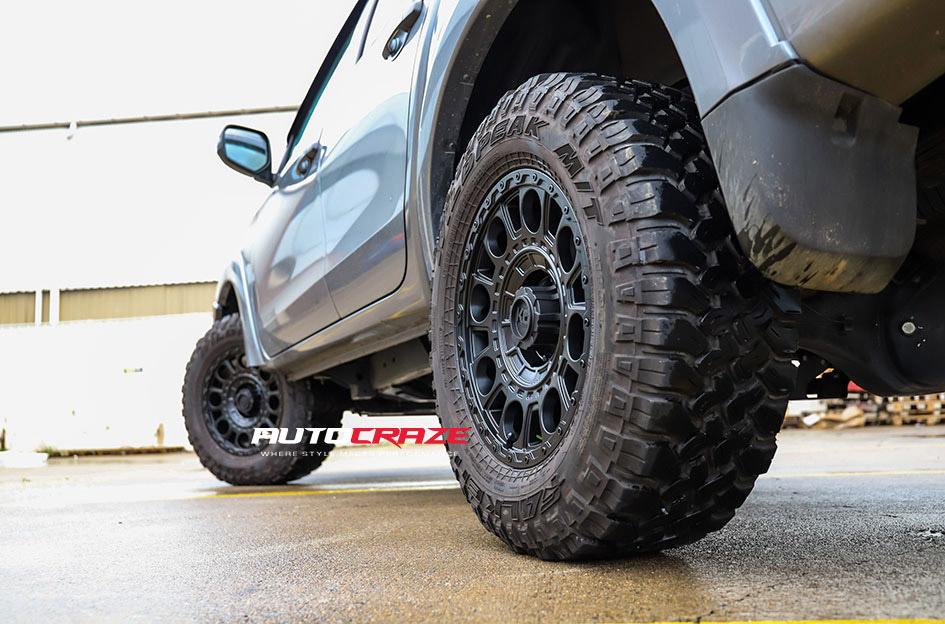 MITSUBISHI TRITON GENERAL SATIN BLACK